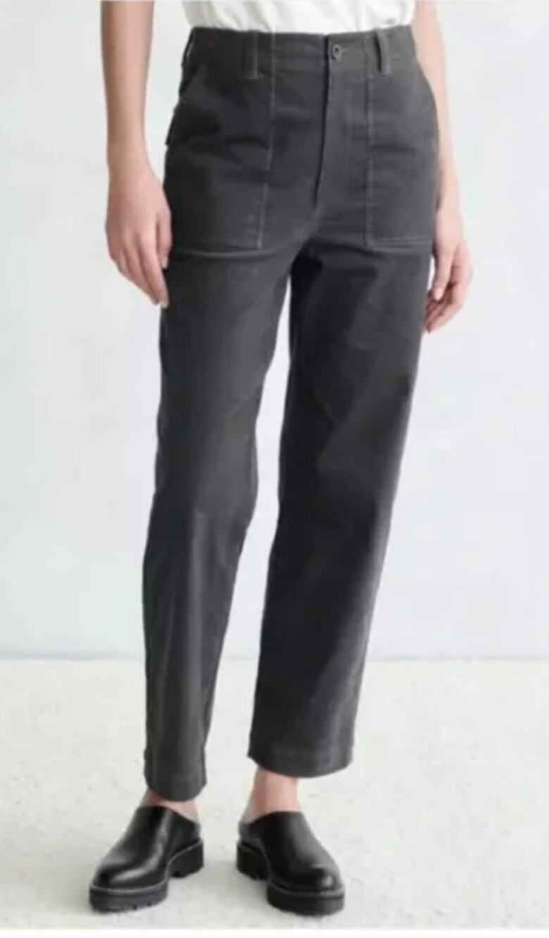 Jenni Kayne Corduroy Ranger Cropped Pants Trousers in Washed Black Size 6